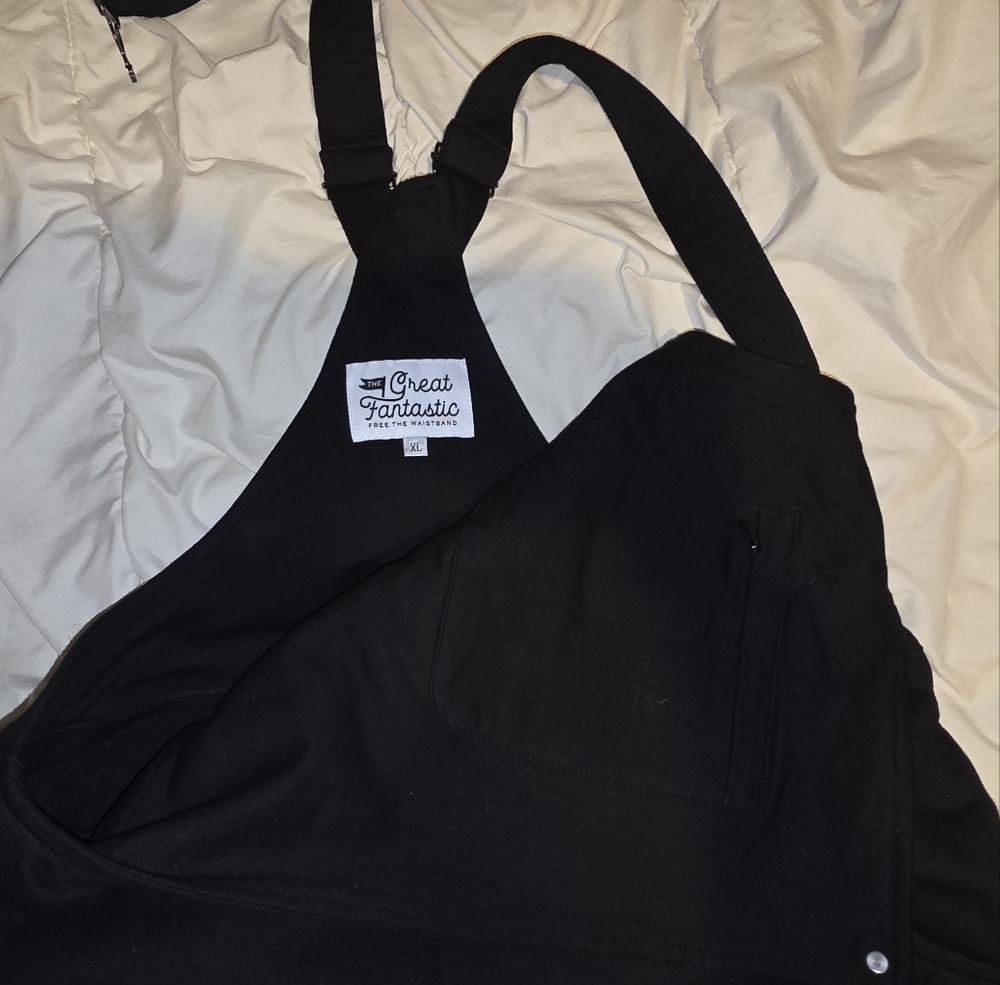 NWOT Black Swoveralls with Adjustable Straps Size XL